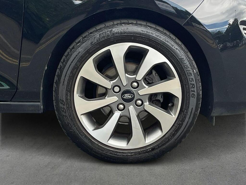 Ford Fiesta 1.1 Trend Navigation Black #6