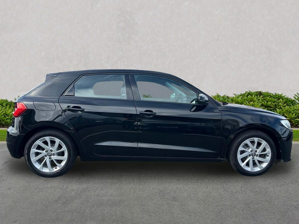 Audi A1 35 Tfsi Sport S Tronic Black #3