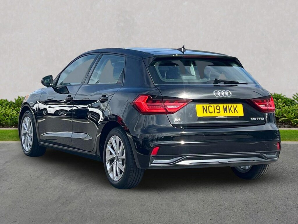 Audi A1 35 Tfsi Sport S Tronic Black #2