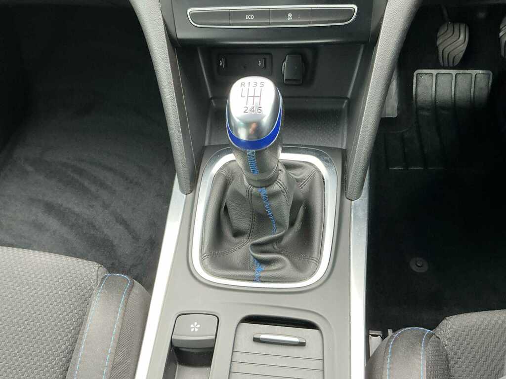 Renault Megane Play White #11