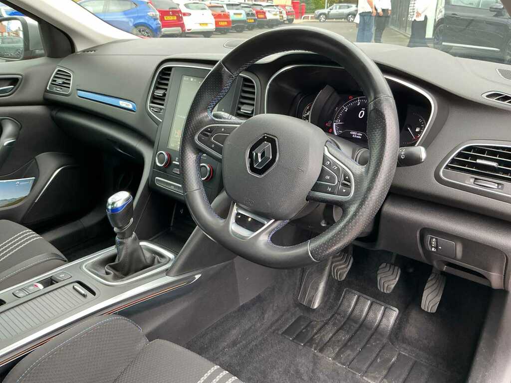 Renault Megane Play White #13