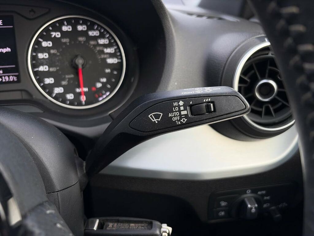 Audi Q2 Tdi S Line Blue #27