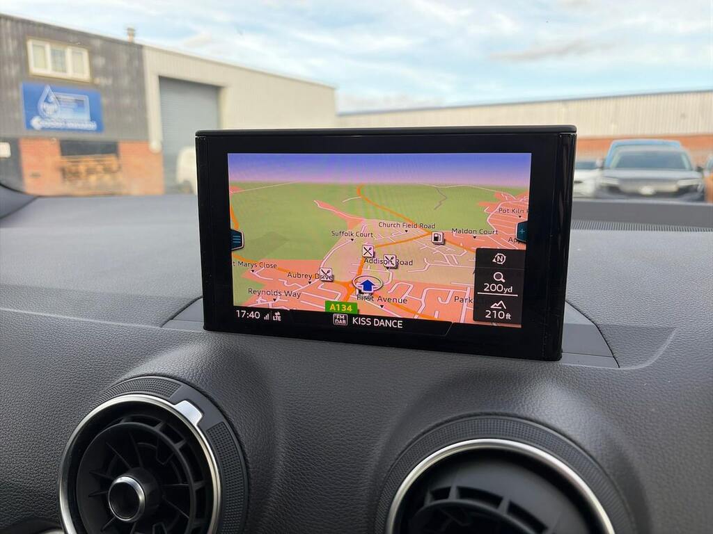 Audi Q2 Tdi S Line Blue #22