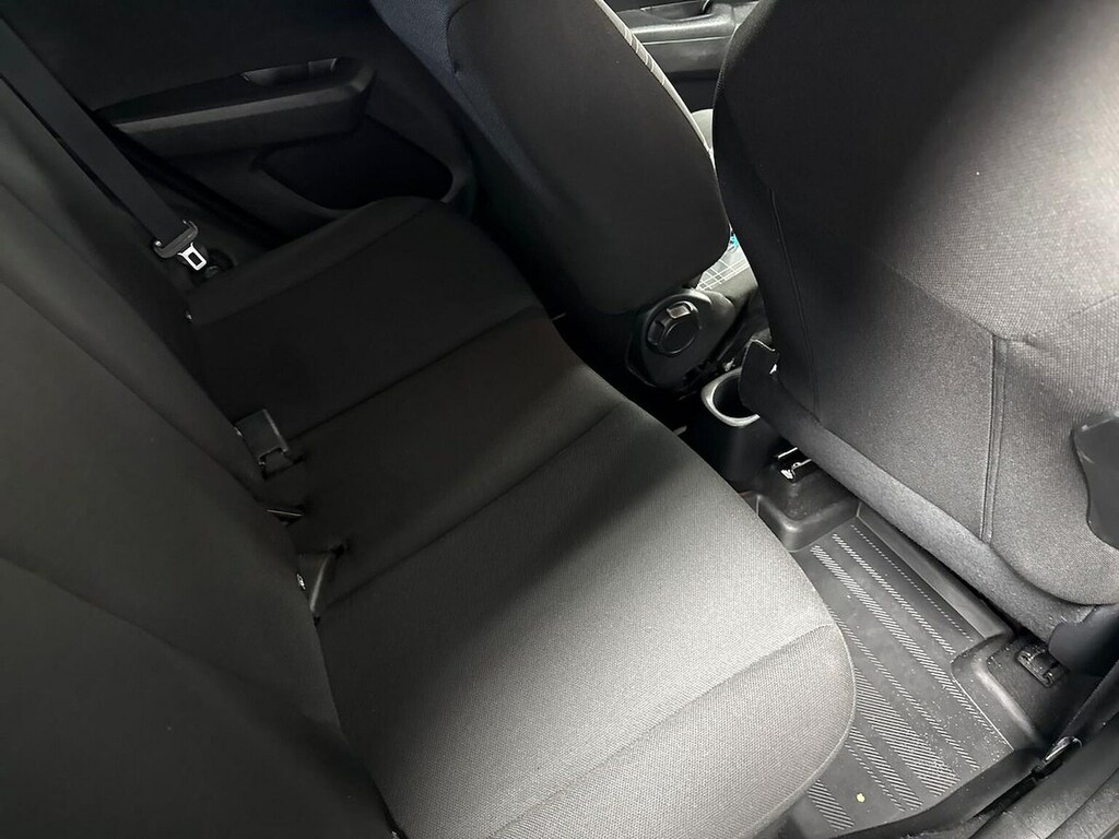 Peugeot 108 Active Red #16
