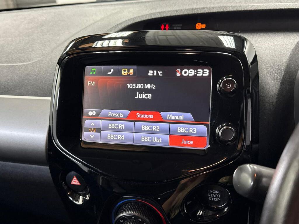 Peugeot 108 Active Red #11