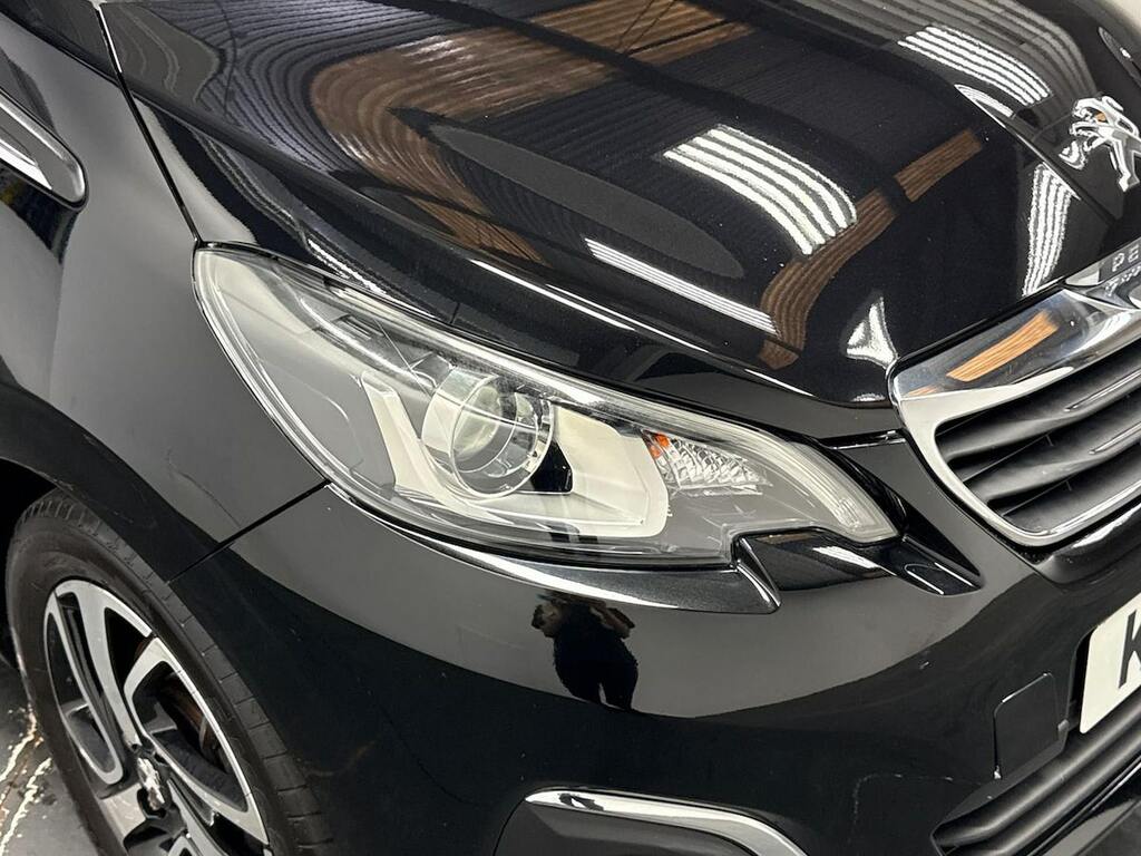 Peugeot 108 Active Red #29