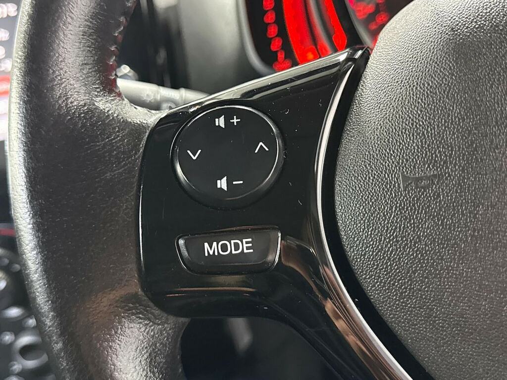 Peugeot 108 Active Red #25