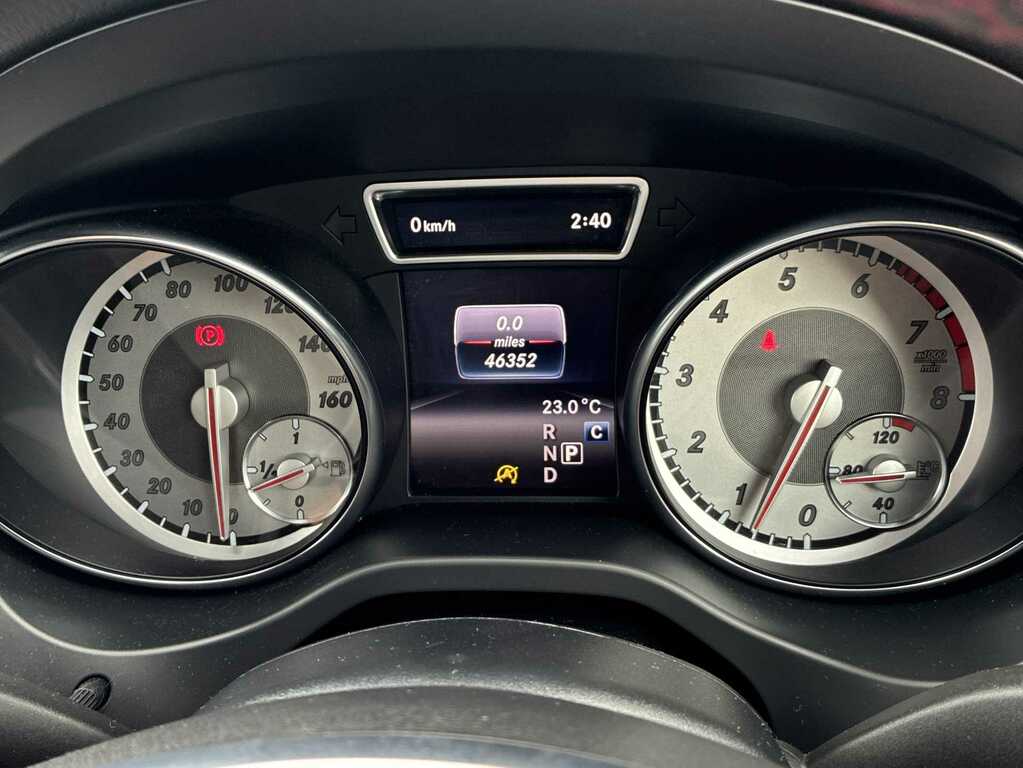 Mercedes-Benz GLA Class Se Grey #10