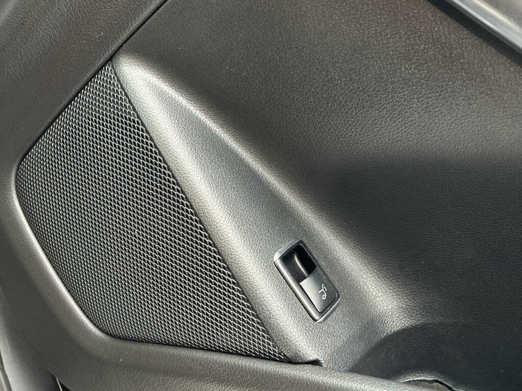 Mercedes-Benz GLA Class Se Grey #30