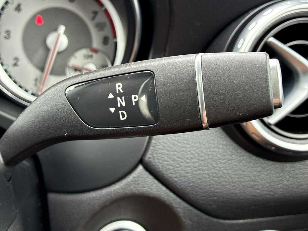 Mercedes-Benz GLA Class Se Grey #28