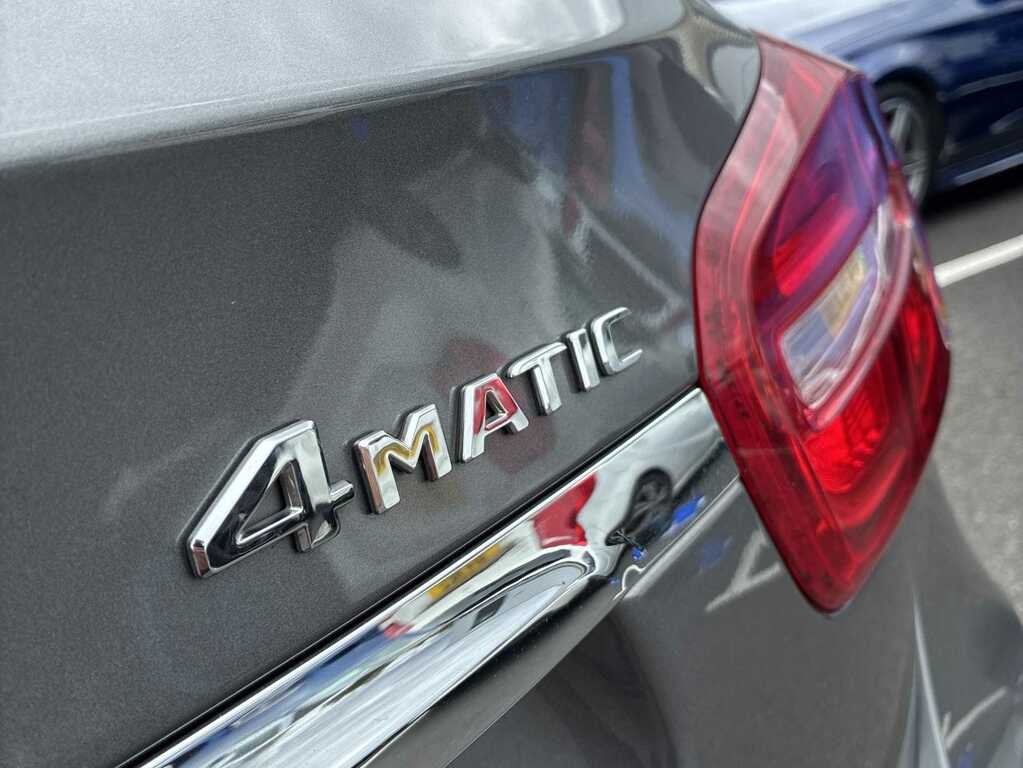 Mercedes-Benz GLA Class Se Grey #34