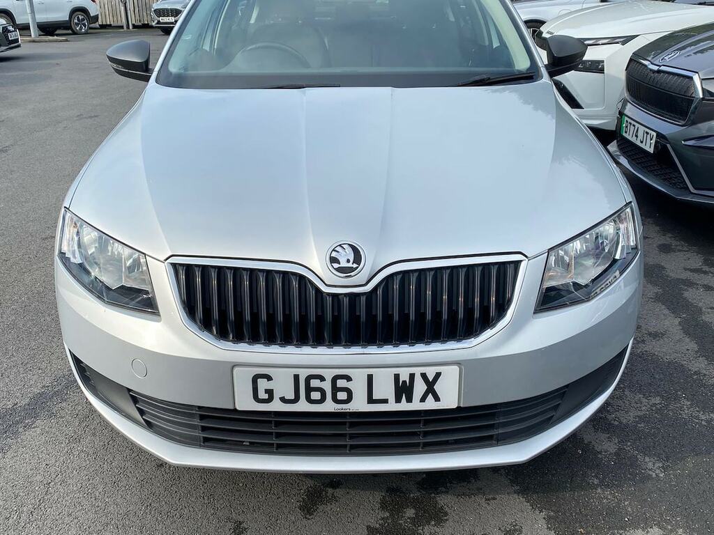 Skoda Octavia Hatchback Blue #33