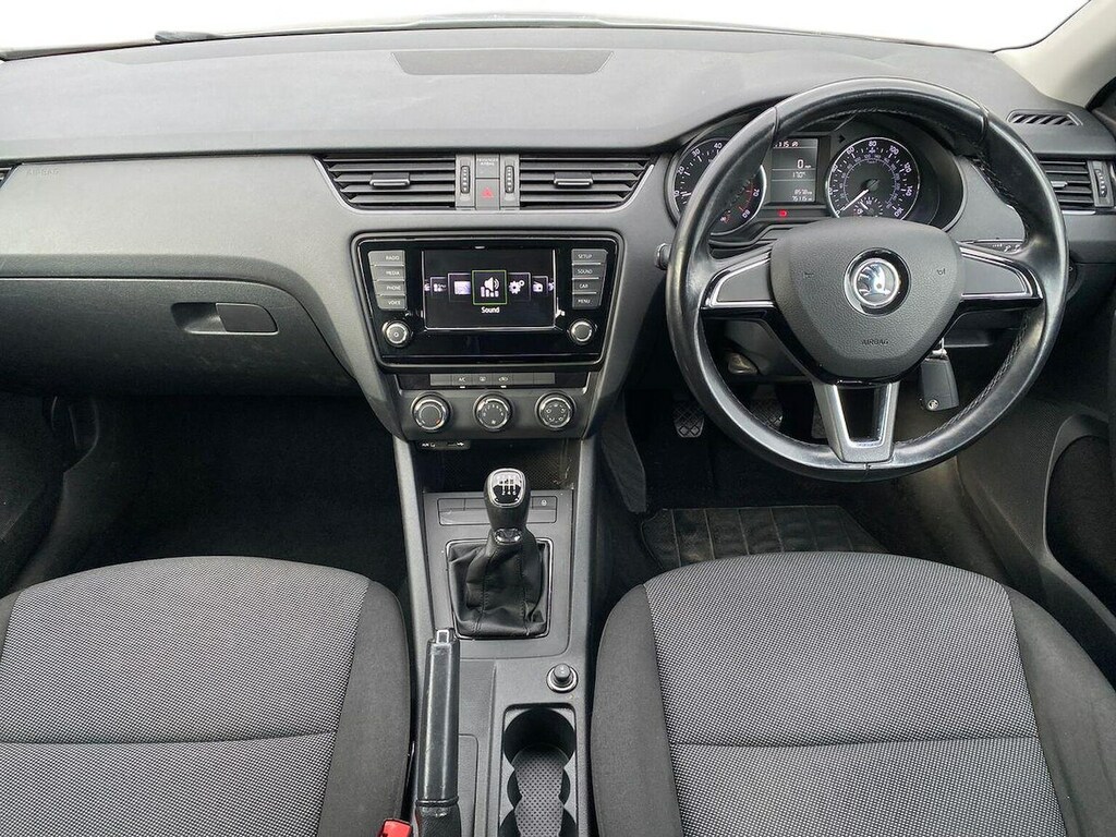 Skoda Octavia Hatchback Blue #8