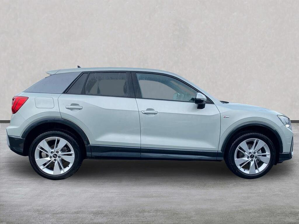 Audi Q2 35 Tfsi S Line Silver #3