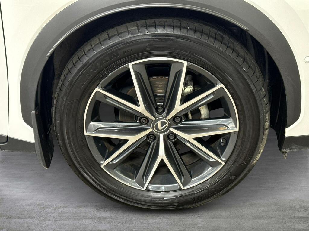 Lexus LBX 1.5 Vvt-ie Takumi Suv Hybrid E-cvt Euro White #6