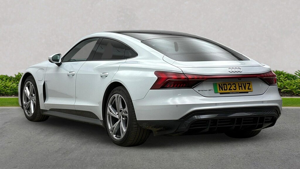 Audi E Tron GT 93.4Kwh Saloon Quattro 476 Ps Grey #2
