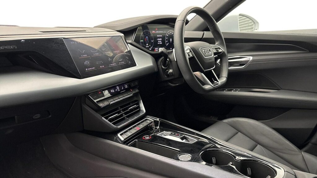 Audi E Tron GT 93.4Kwh Saloon Quattro 476 Ps Grey #5