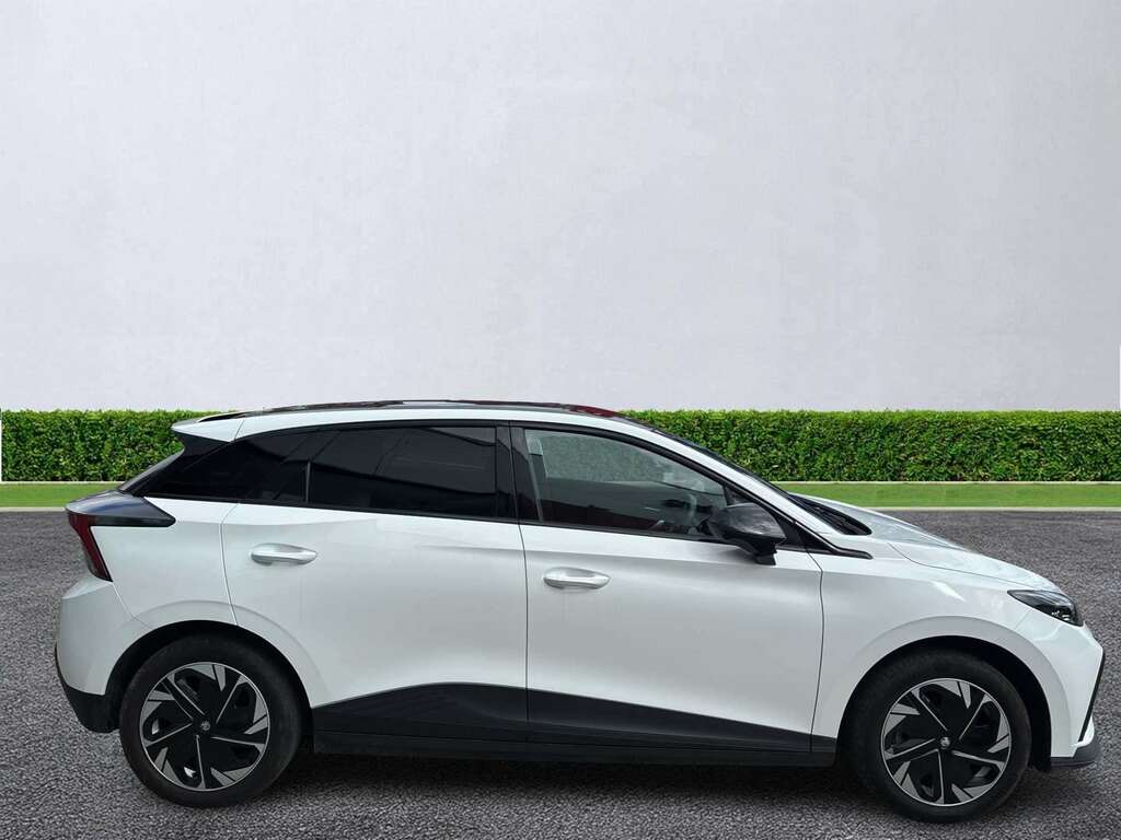 MG MG4 150Kw Trophy Ev Long Range 64Kwh DV23VPK White #3