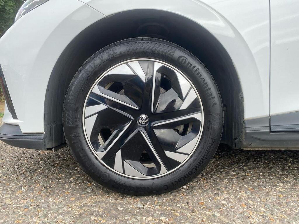 MG MG4 51Kwh Se Hatchback 170 Ps White #6