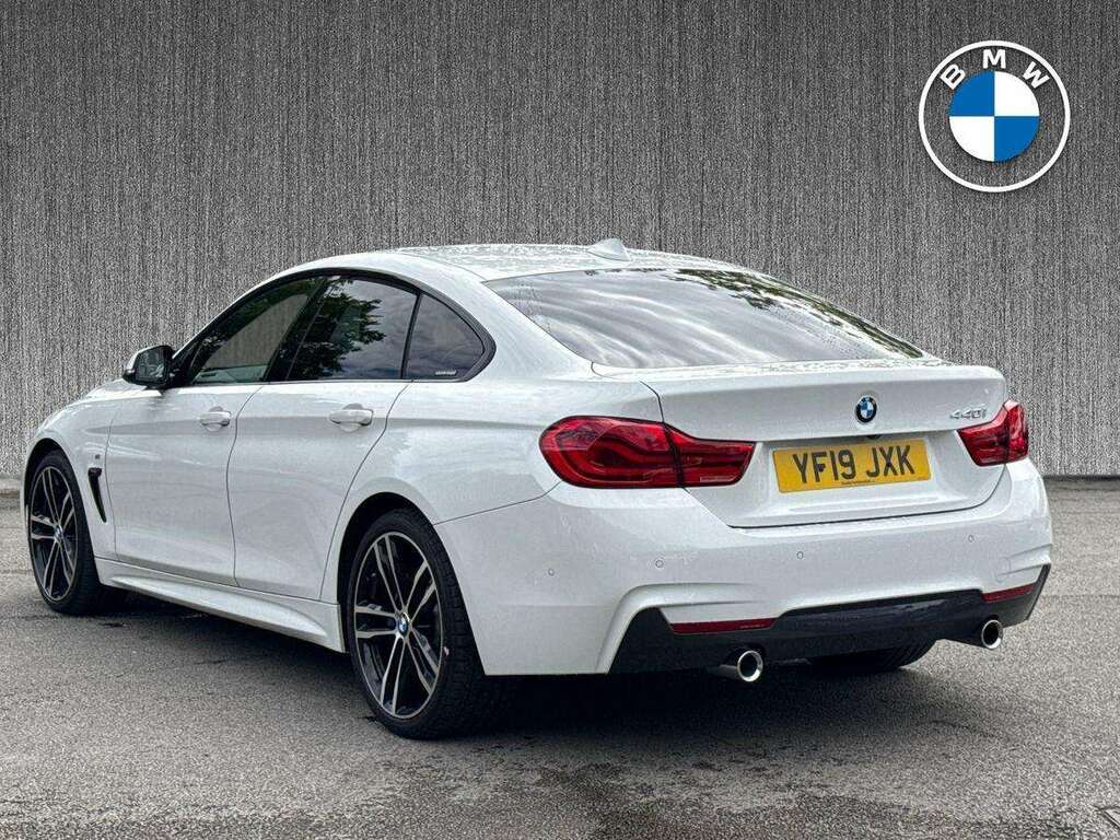 BMW 4 Series 440I M Sport Professional Media White #2