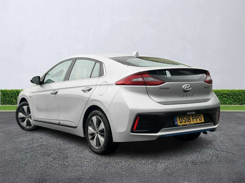 Hyundai Ioniq 1.6 Gdi Plug-in Hybrid Premium Se Dct Silver #2