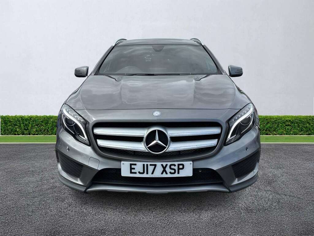 Mercedes-Benz GLA Class Gla 200D 4Matic Amg Line Premium Plus EJ17XSP Grey #5