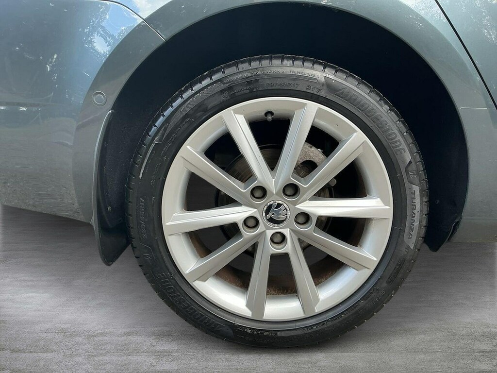 Skoda Octavia 1.4 Tsi Elegance Dsg Grey #6
