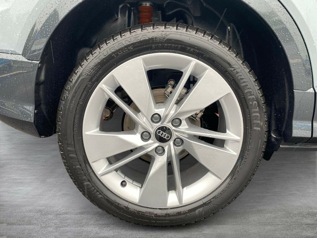 Audi Q2 30 Tfsi 116 S Line SC26FLV #6