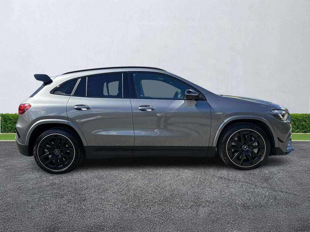 Mercedes-Benz GLA Class Gla 35 4Matic Premium Plus VX75LJY #3
