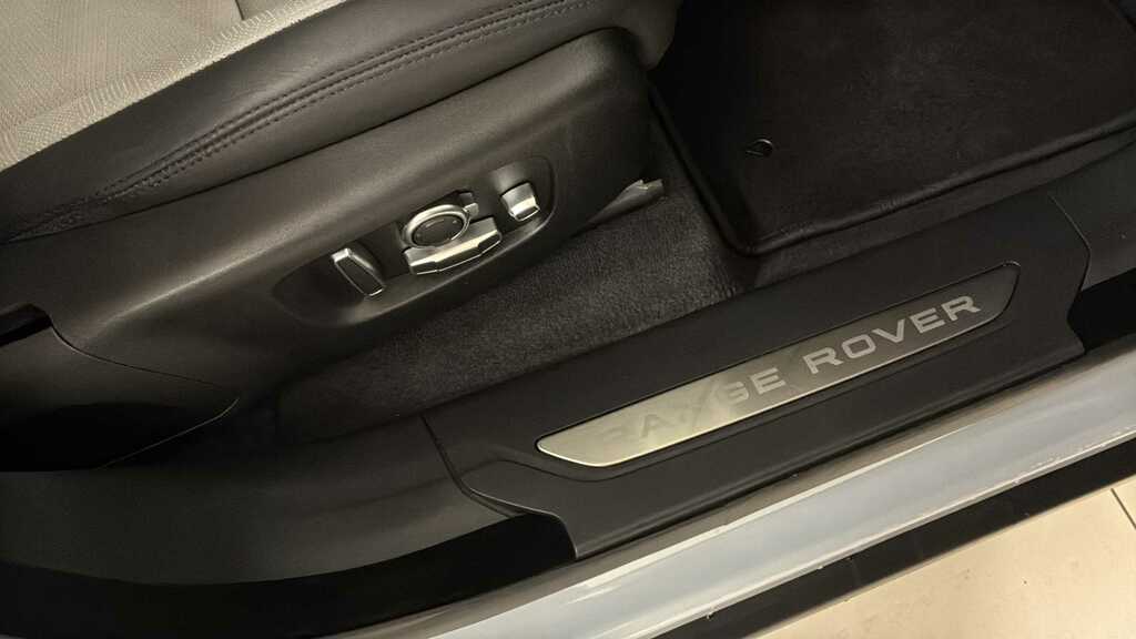 Land Rover Range Rover Velar Dynamic Se Grey #34