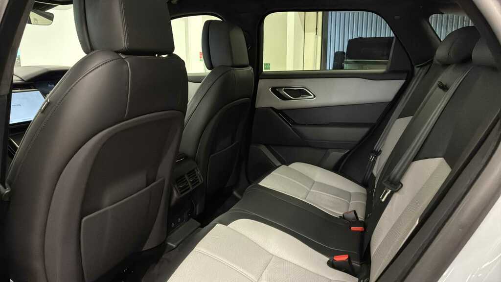 Land Rover Range Rover Velar 2.0 P400e Revised #4