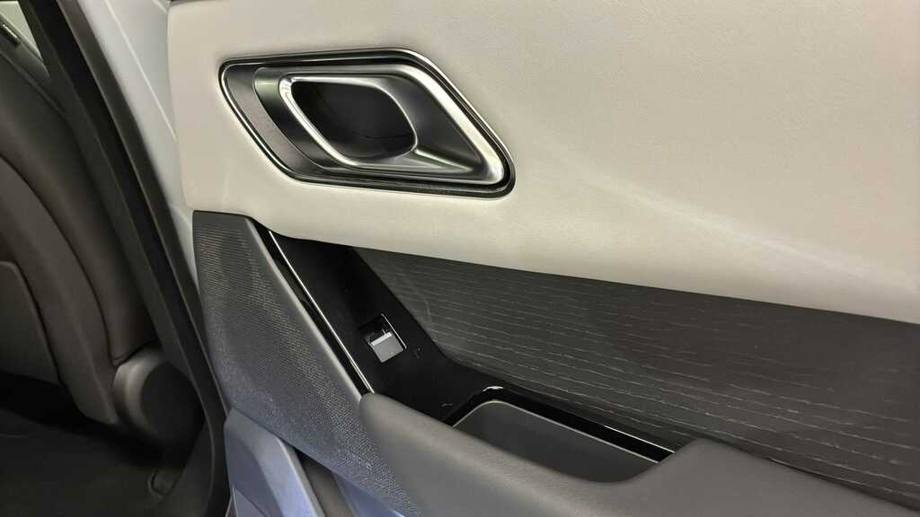Land Rover Range Rover Velar Dynamic Se Grey #32