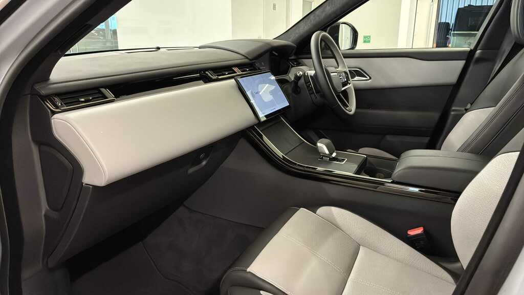 Land Rover Range Rover Velar 2.0 P400e Revised #3