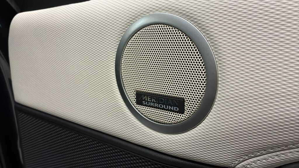 Land Rover Discovery Dynamic Hse Brown #33