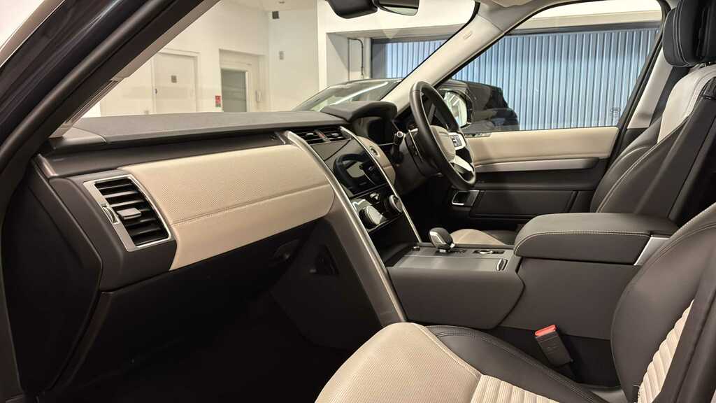 Land Rover Discovery 3.0 D350 Dynamic Hse  #3