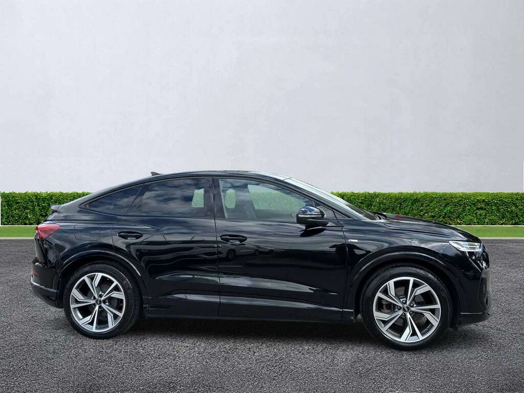 Audi Q4 E Tron 125Kw 35 55.52Kwh Edition 1  #3