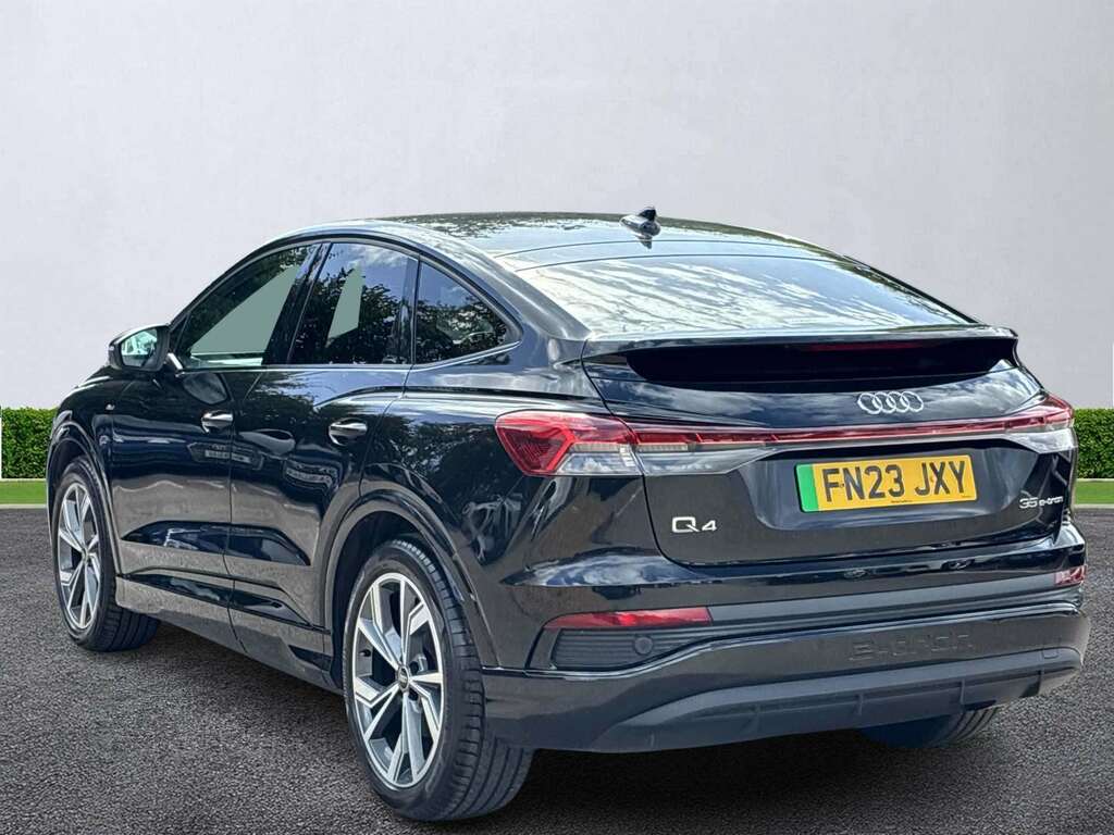 Audi Q4 E Tron 125Kw 35 55.52Kwh Edition 1  #2
