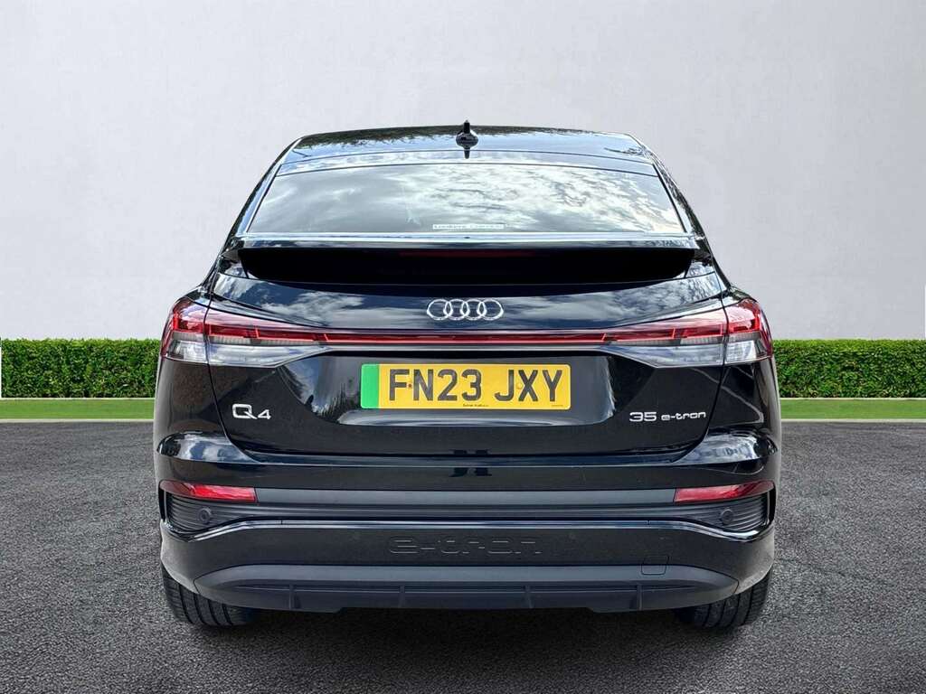 Audi Q4 E Tron 125Kw 35 55.52Kwh Edition 1  #4
