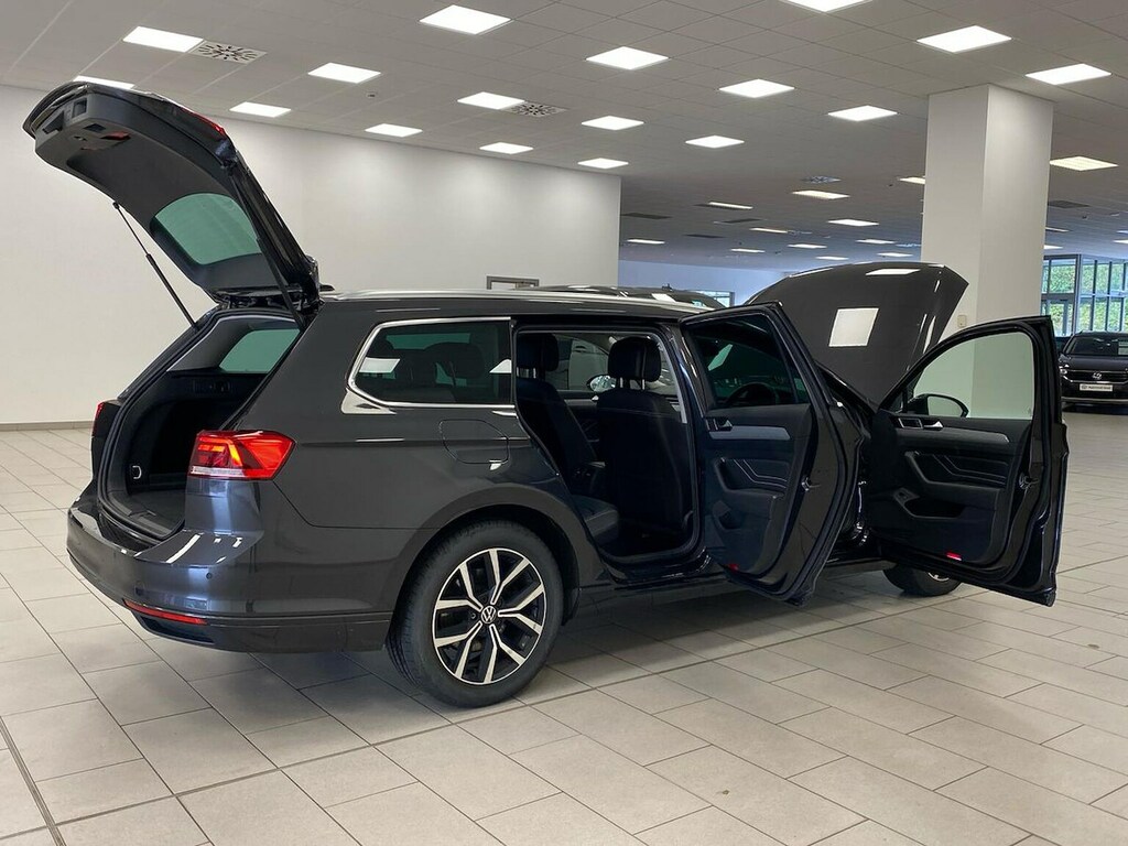 Volkswagen Passat R-line Blue #40