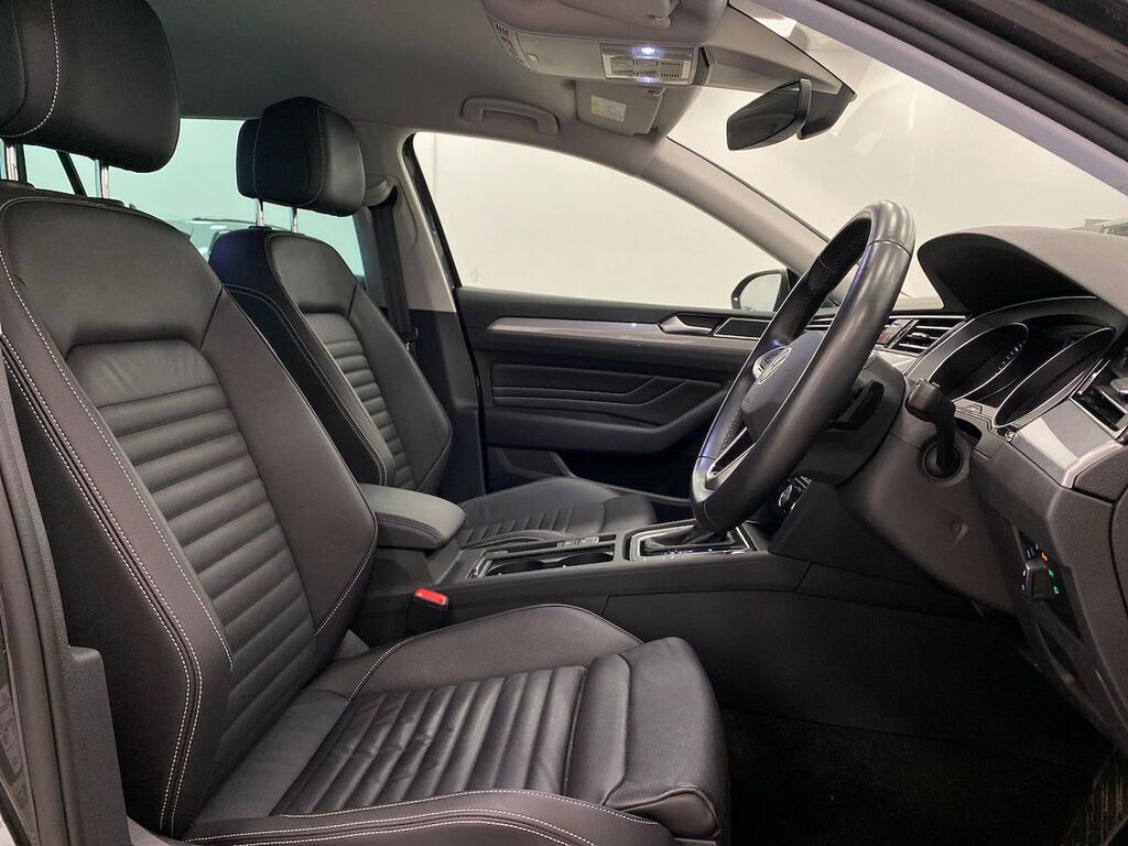 Volkswagen Passat R-line Blue #31