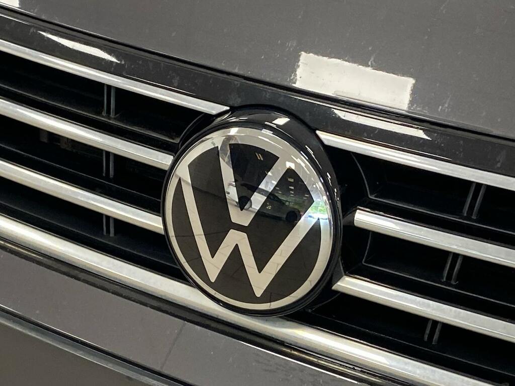 Volkswagen Passat R-line Blue #33