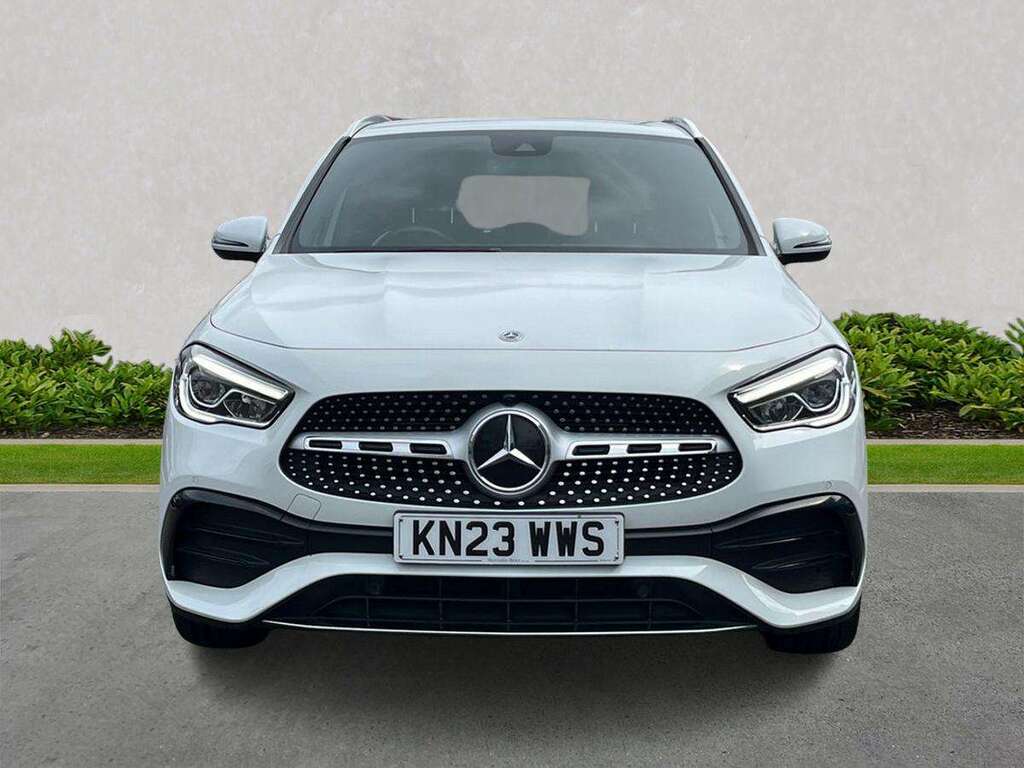 Mercedes-Benz GLA Class Gla 200 Amg Line Premium #5