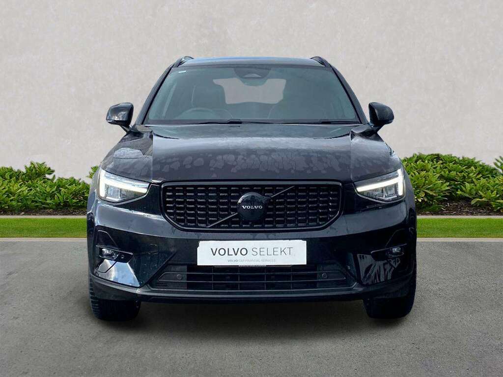 Volvo XC40 2.0 B4p Plus Black Edition  #5