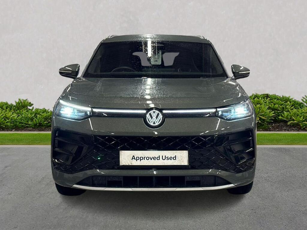 Volkswagen Tayron 1.5 Tsi Ehybrid 19.7Kwh R-line Suv Plug #5