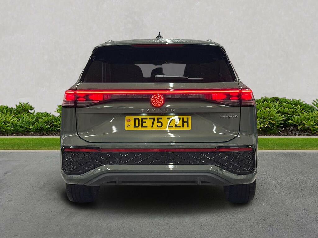 Volkswagen Tayron 1.5 Tsi Ehybrid 19.7Kwh R-line Suv Plug #4