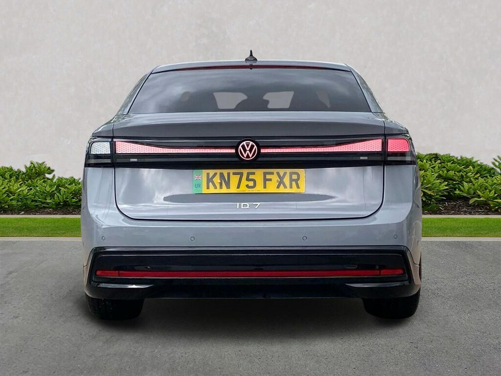 Volkswagen ID.7 Pro 77Kwh Match Plus Fastback 2  #4