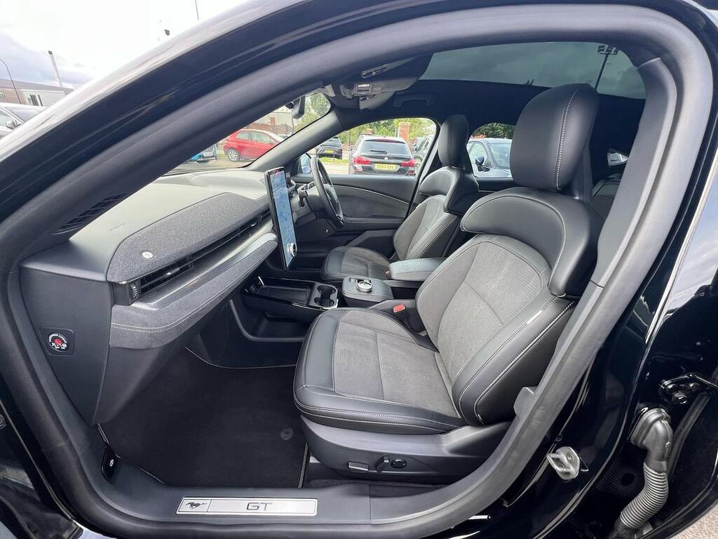 Ford Mustang Mach-E Standard Range 72Kwh Select Suv Black #35