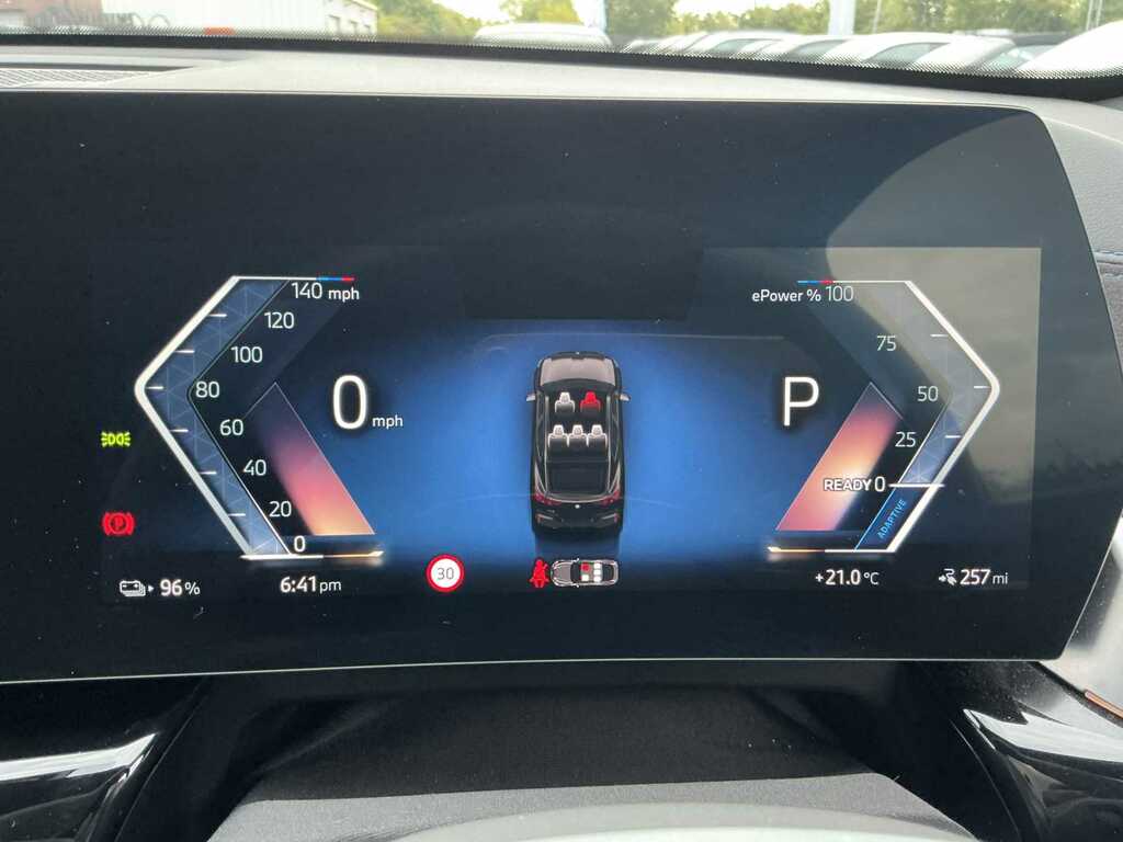 BMW iX2 M Sport Tech 22Kw White #9