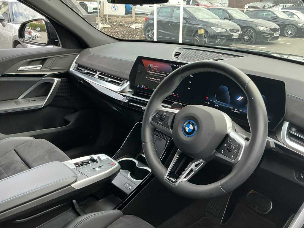 BMW iX2 M Sport Tech 22Kw White #19
