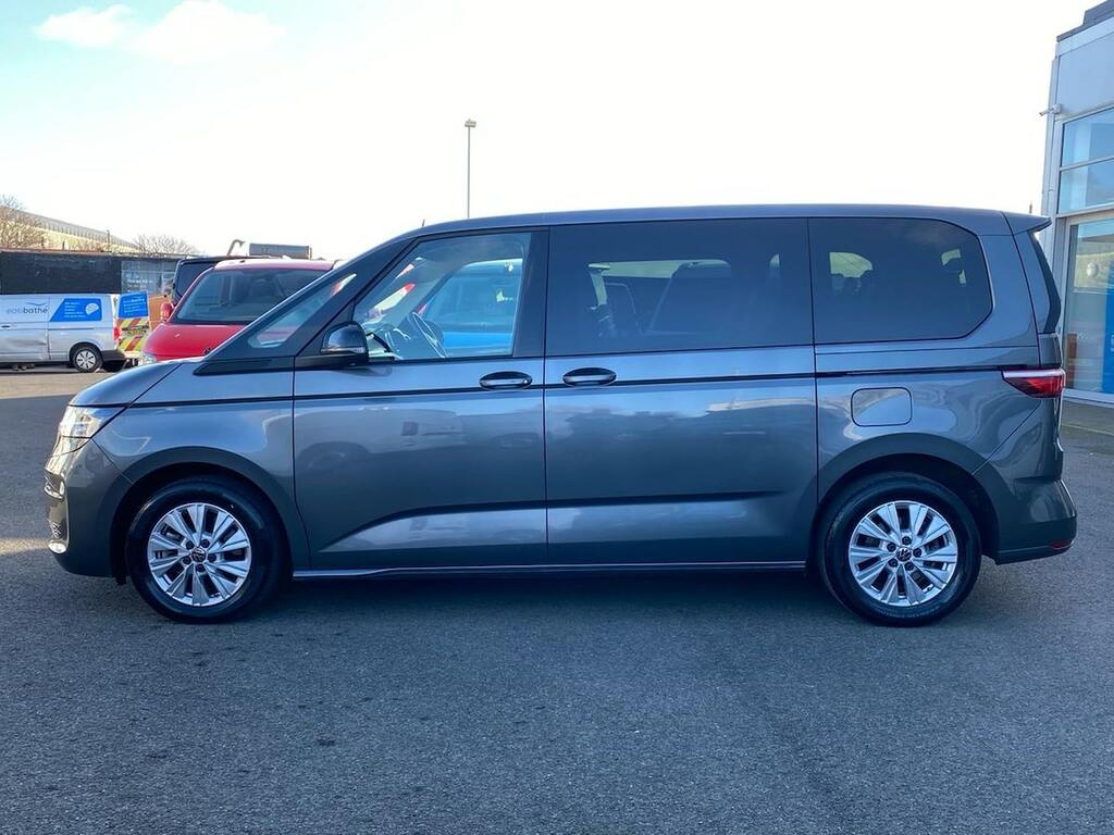 Volkswagen Multivan Style Standard 150 Ps 2.0 Tdi 7-Speed Dsg Orange #18